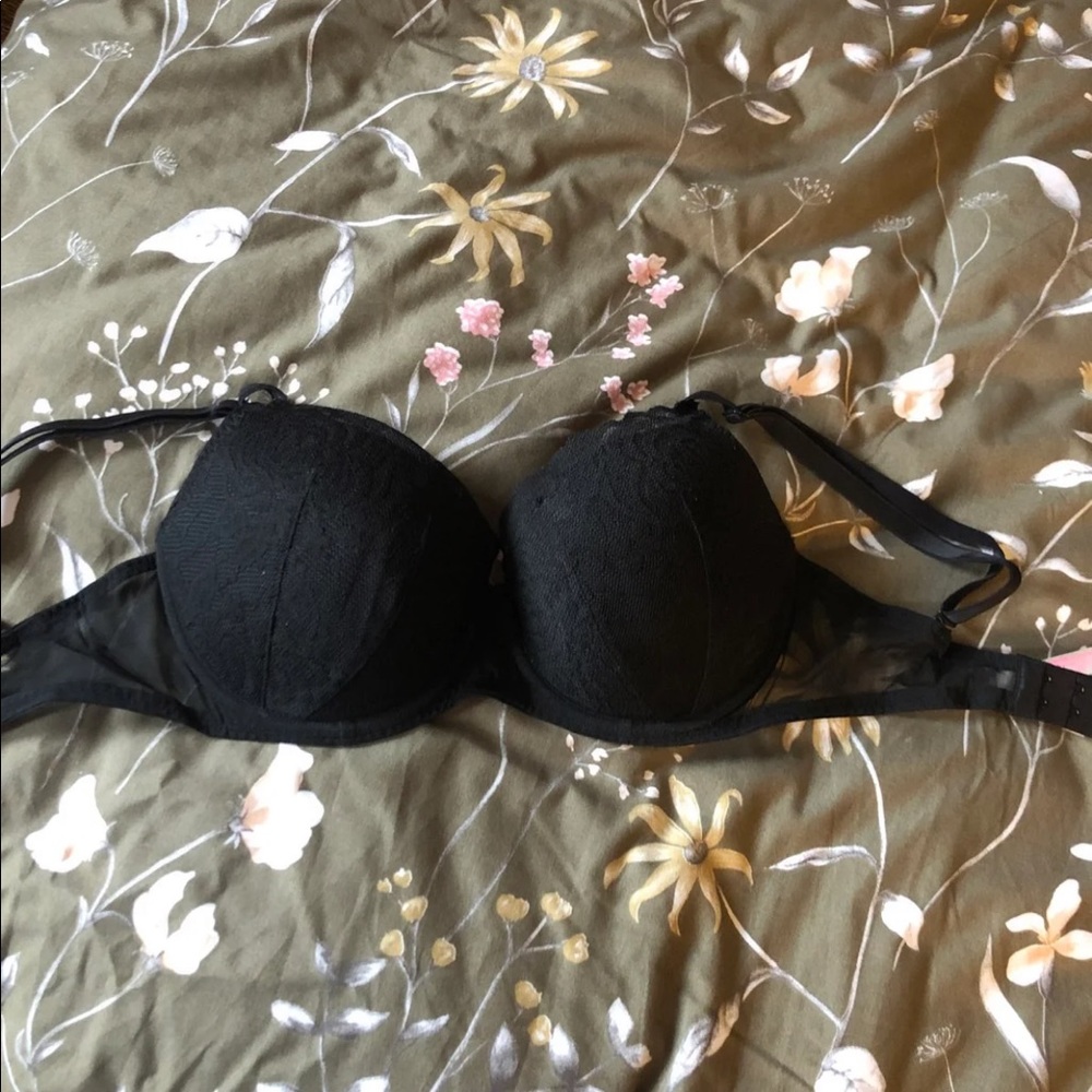 Black lace bra